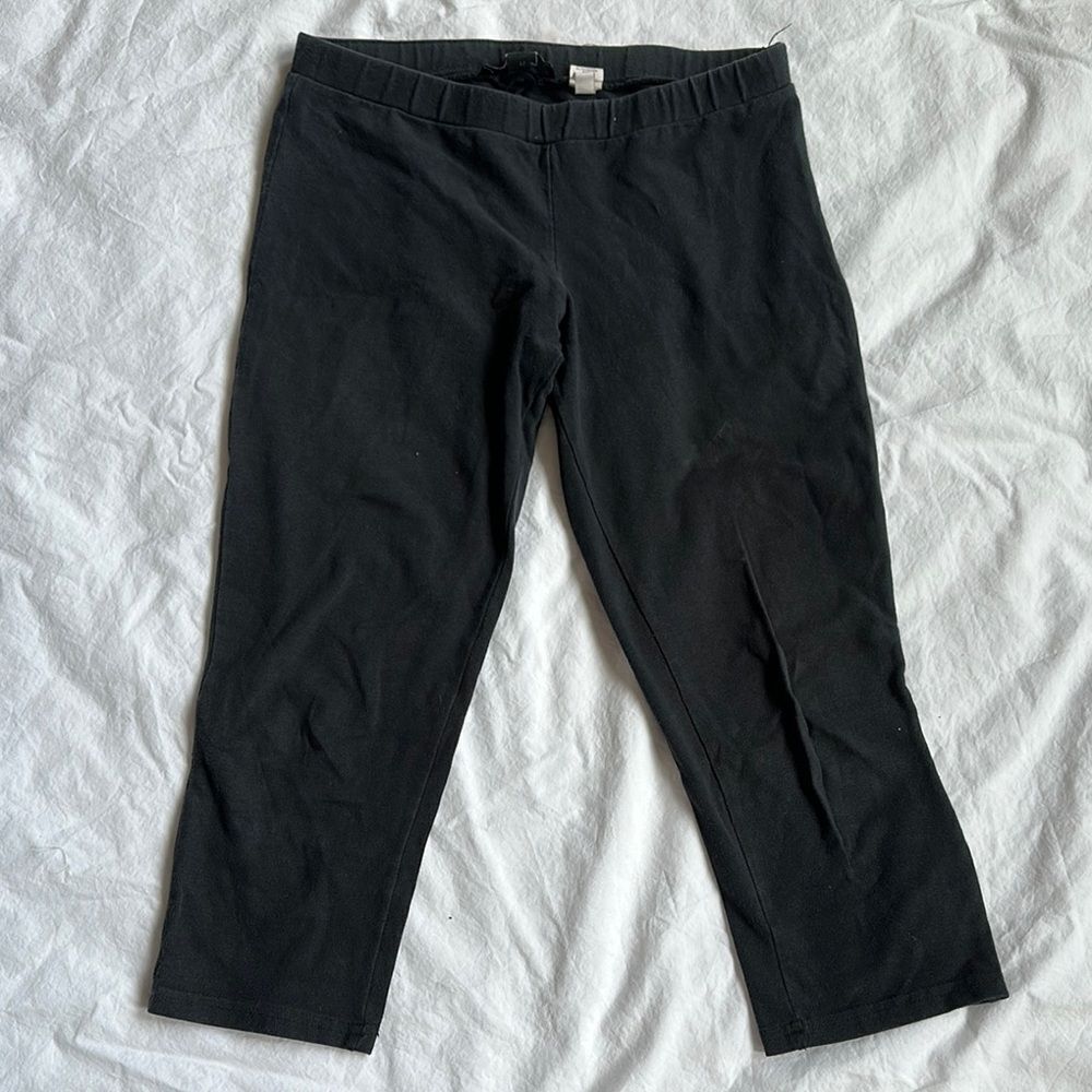 Classic Black Cropped Leggings